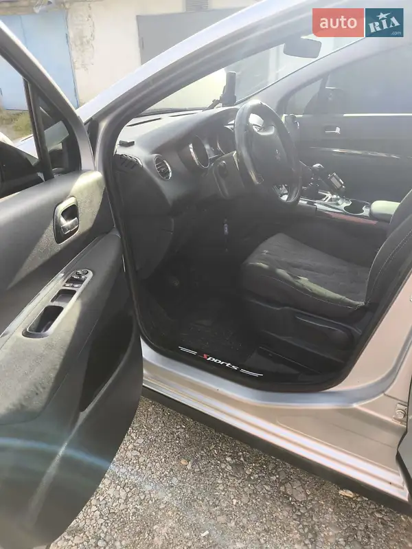 Peugeot 3008 2009 VIN VF30U9HZH9S103100 фото оголошення 2 з 62