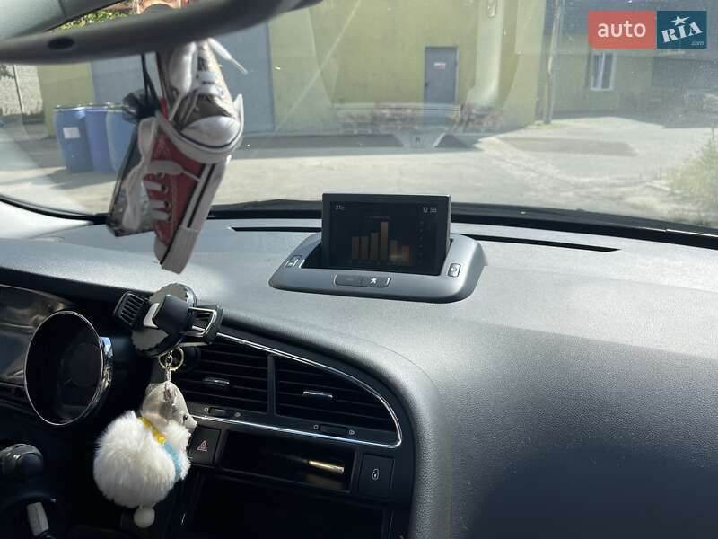 Позашляховик / Кросовер Peugeot 3008 2014 в Полтаві
