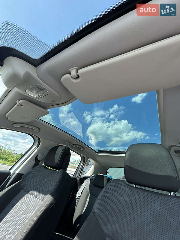 Внедорожник / Кроссовер Peugeot 3008 2011 в Ивано-Франковске