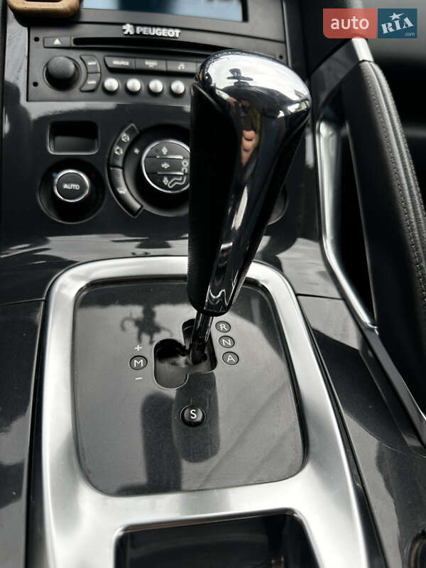 Позашляховик / Кросовер Peugeot 3008 2011 в Тульчині