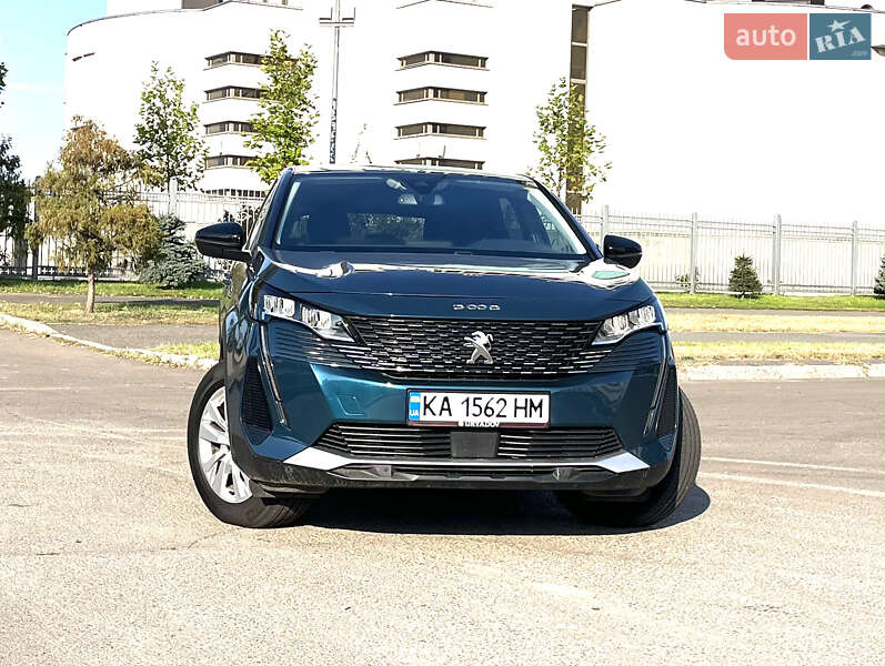 Внедорожник / Кроссовер Peugeot 3008 2021 в Киеве