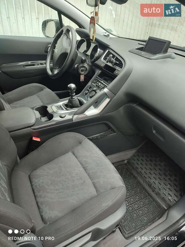 Позашляховик / Кросовер Peugeot 3008 2011 в Львові