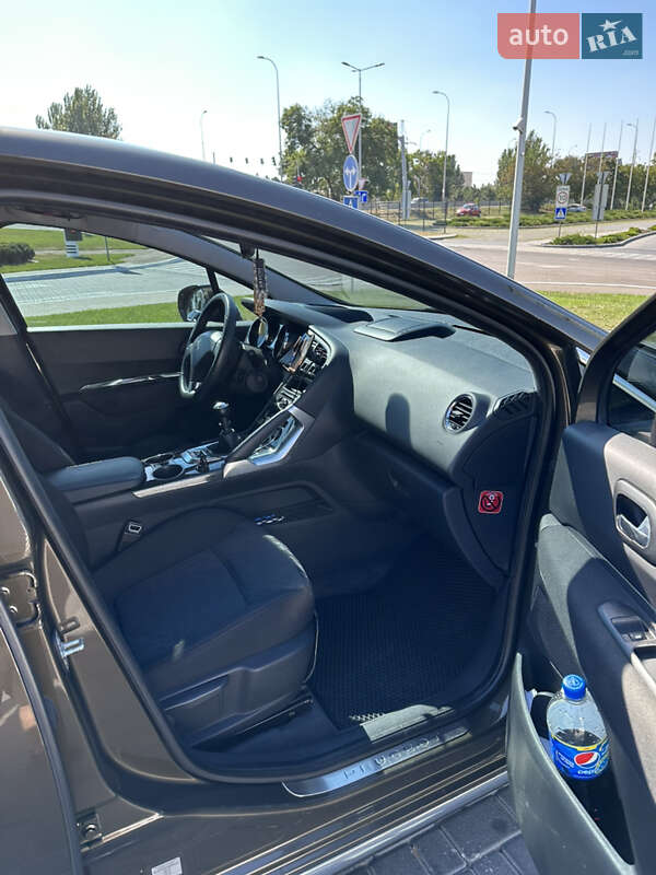 Позашляховик / Кросовер Peugeot 3008 2009 в Одесі