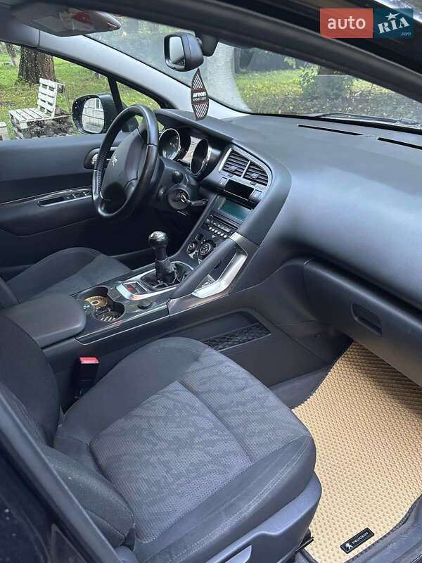 Позашляховик / Кросовер Peugeot 3008 2010 в Старокостянтинові