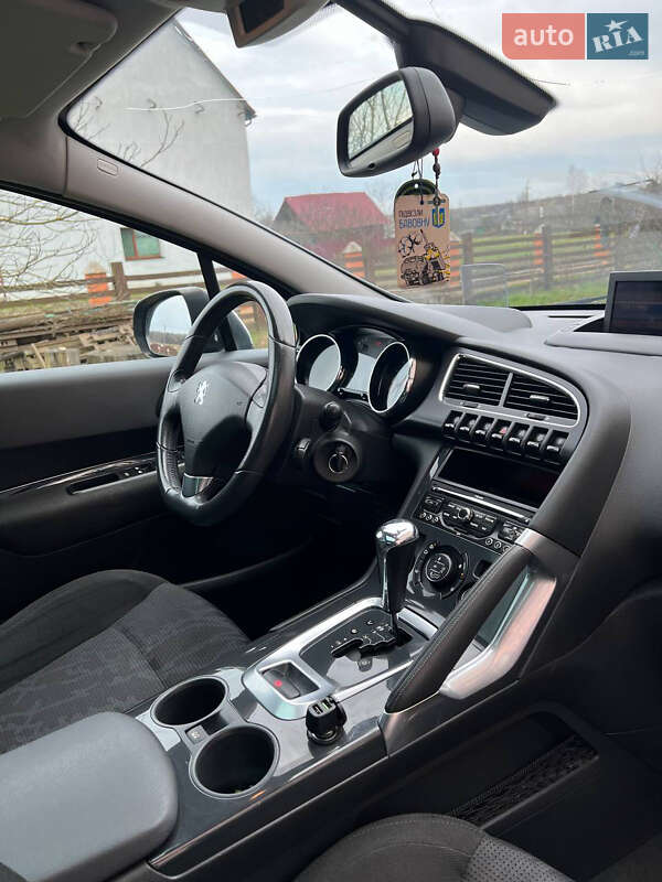 Позашляховик / Кросовер Peugeot 3008 2010 в Калуші