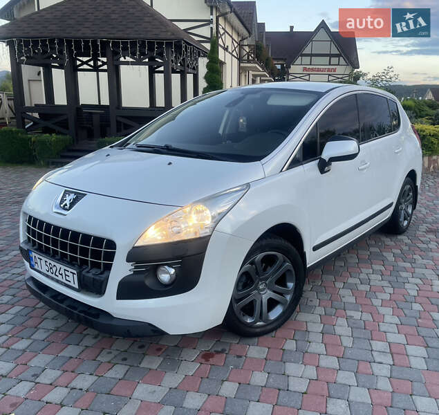 Позашляховик / Кросовер Peugeot 3008 2010 в Чернівцях