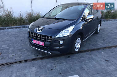 Позашляховик / Кросовер Peugeot 3008 2012 в Луцьку