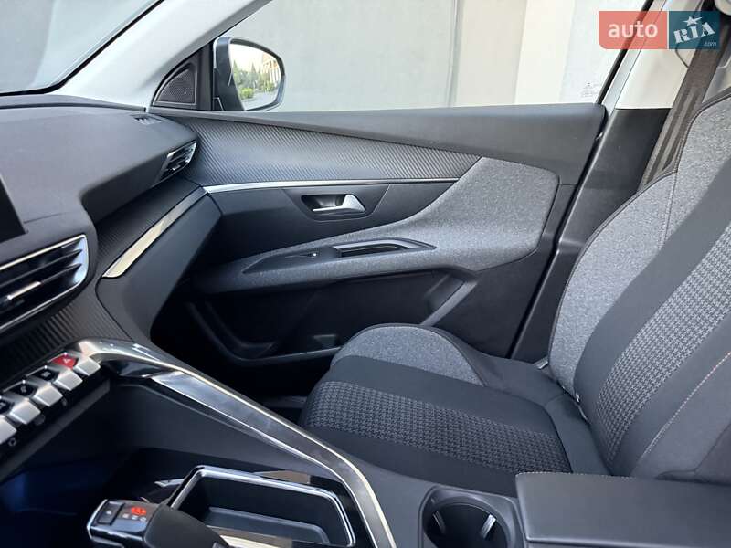 Позашляховик / Кросовер Peugeot 3008 2020 в Стрию