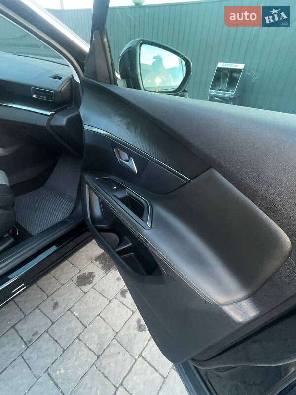 Внедорожник / Кроссовер Peugeot 3008 2019 в Долине фото 16 Внедорожник / Кроссовер Peugeot 3008 2019 в Долине