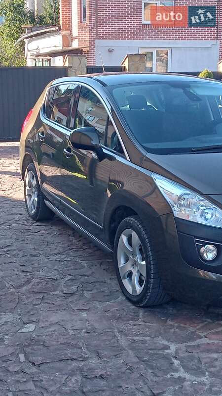 Позашляховик / Кросовер Peugeot 3008 2011 в Коломиї