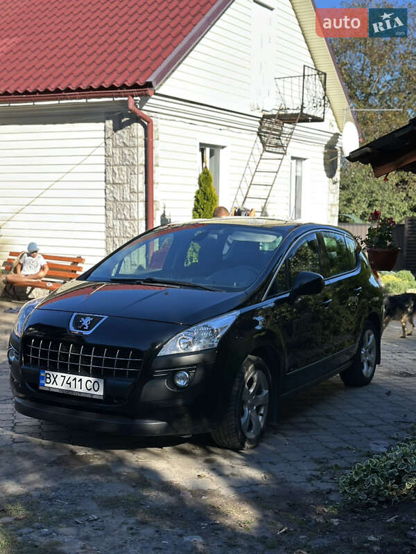 Позашляховик / Кросовер Peugeot 3008 2011 в Хмельницькому