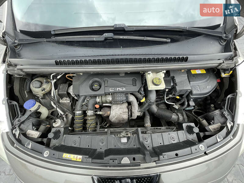 Внедорожник / Кроссовер Peugeot 3008 2011 в Житомире