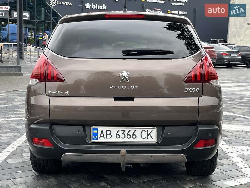 Позашляховик / Кросовер Peugeot 3008 2015 в Хмільнику