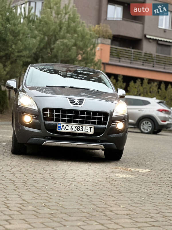 Позашляховик / Кросовер Peugeot 3008 2010 в Луцьку