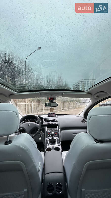 Позашляховик / Кросовер Peugeot 3008 2010 в Луцьку