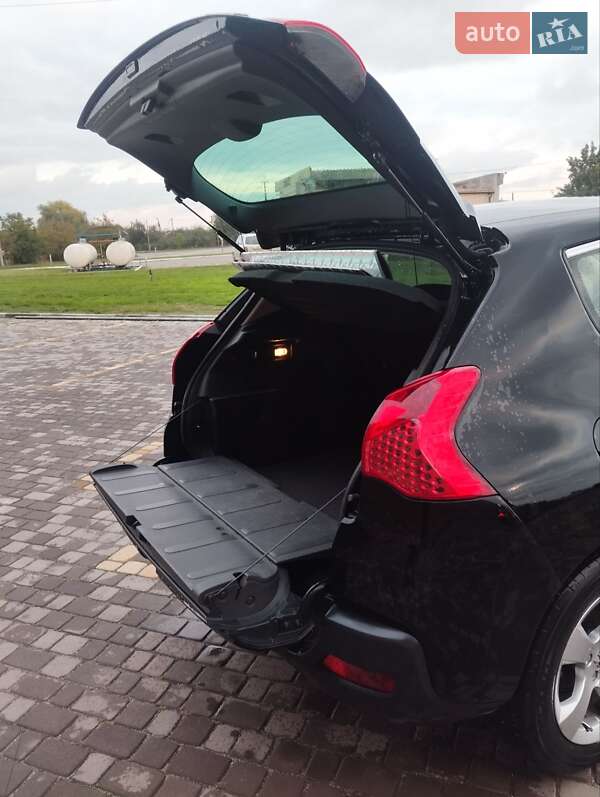 Внедорожник / Кроссовер Peugeot 3008 2010 в Теофиполе