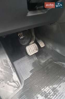 Внедорожник / Кроссовер Peugeot 3008 2018 в 