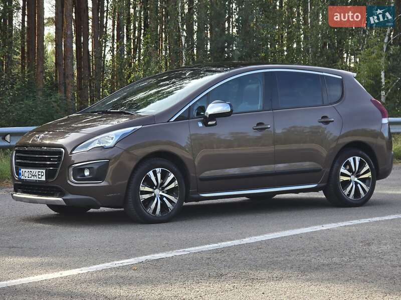 Позашляховик / Кросовер Peugeot 3008 2014 в Луцьку