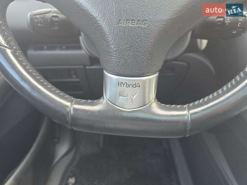 Позашляховик / Кросовер Peugeot 3008 2014 в Луцьку