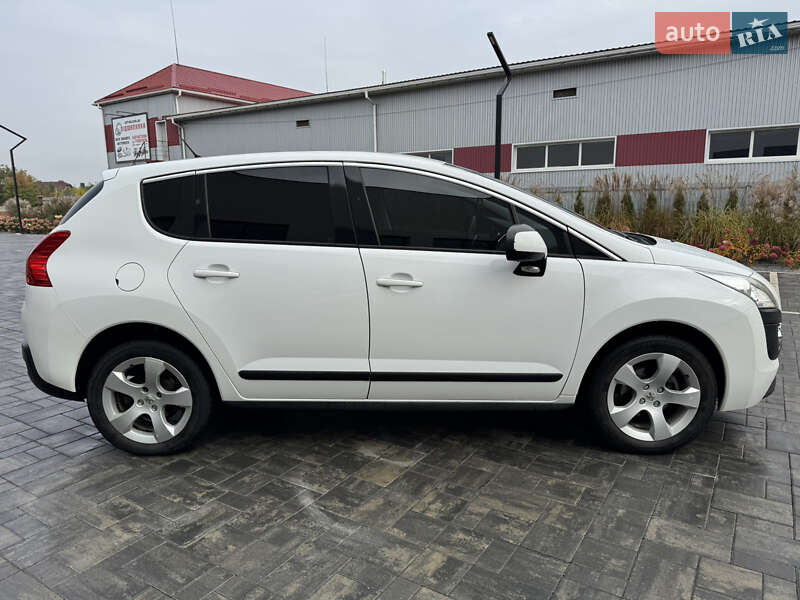 Позашляховик / Кросовер Peugeot 3008 2012 в Луцьку