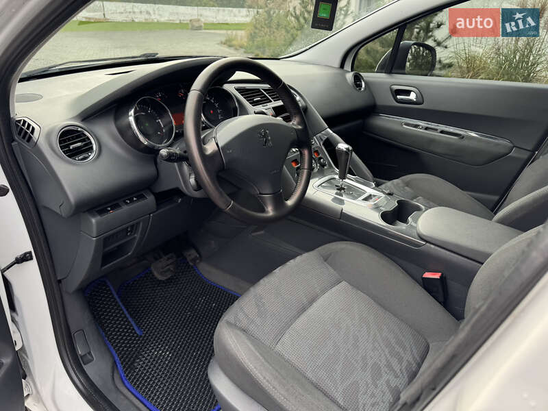 Позашляховик / Кросовер Peugeot 3008 2012 в Луцьку