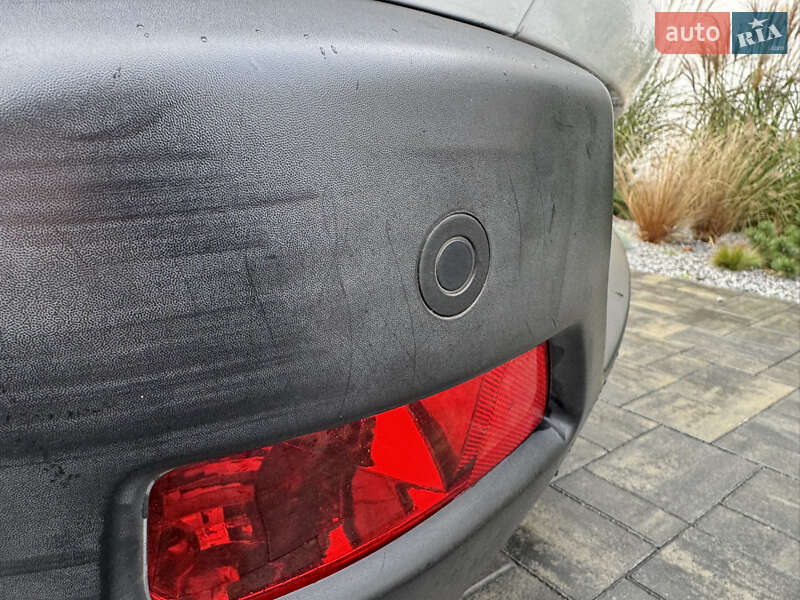 Позашляховик / Кросовер Peugeot 3008 2012 в Луцьку