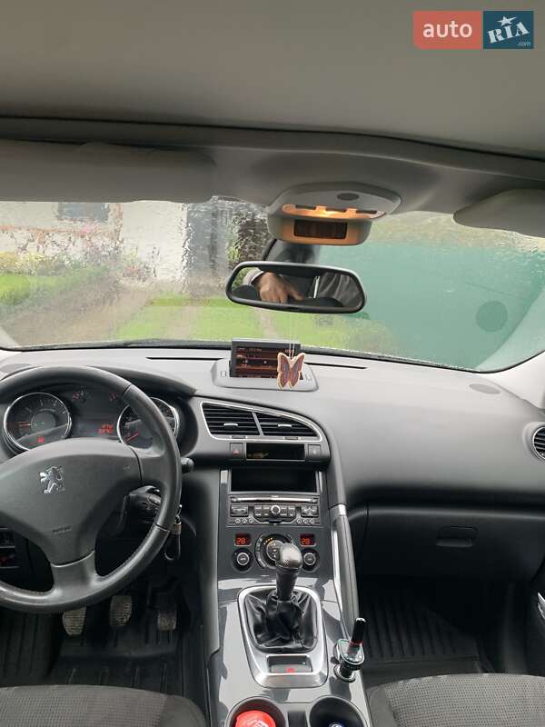 Позашляховик / Кросовер Peugeot 3008 2010 в Чорткові фото 11 Позашляховик / Кросовер Peugeot 3008 2010 в Чорткові
