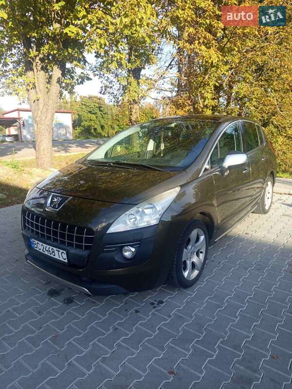 Позашляховик / Кросовер Peugeot 3008 2010 в Стрию