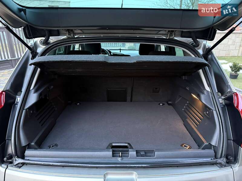 Позашляховик / Кросовер Peugeot 3008 2012 в Косові