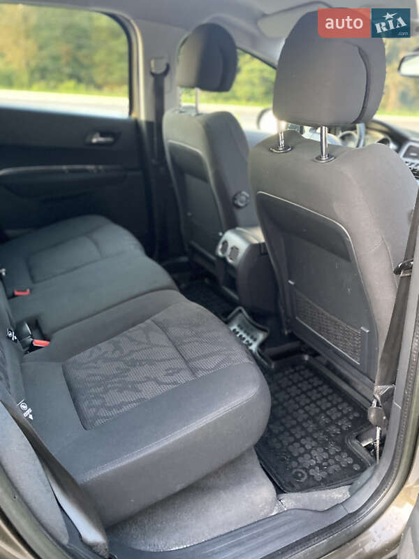 Внедорожник / Кроссовер Peugeot 3008 2012 в Львове фото 9 Внедорожник / Кроссовер Peugeot 3008 2012 в Львове