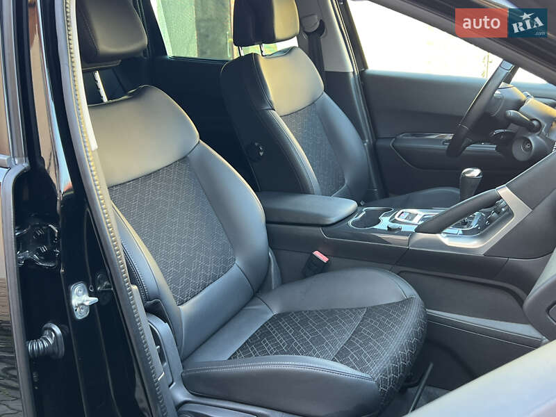 Внедорожник / Кроссовер Peugeot 3008 2015 в Ровно фото 37 Внедорожник / Кроссовер Peugeot 3008 2015 в Ровно