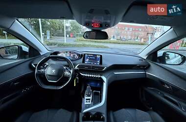Внедорожник / Кроссовер Peugeot 3008 2019 в 