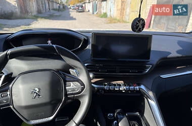 Внедорожник / Кроссовер Peugeot 3008 2020 в 