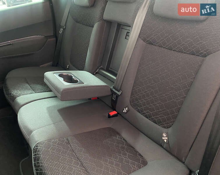 Позашляховик / Кросовер Peugeot 3008 2016 в Львові фото 12 Позашляховик / Кросовер Peugeot 3008 2016 в Львові