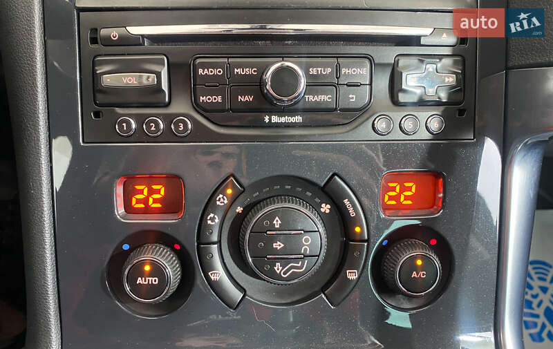 Позашляховик / Кросовер Peugeot 3008 2016 в Львові фото 20 Позашляховик / Кросовер Peugeot 3008 2016 в Львові