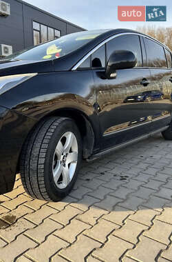 Внедорожник / Кроссовер Peugeot 3008 2016 в 