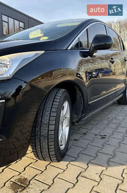 Внедорожник / Кроссовер Peugeot 3008 2016 в 