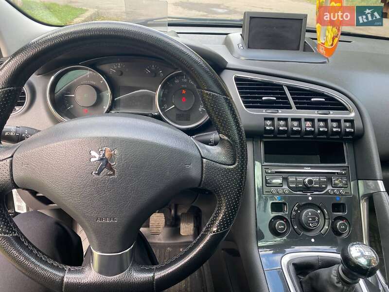 Внедорожник / Кроссовер Peugeot 3008 2010 в Надворной