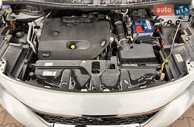 Внедорожник / Кроссовер Peugeot 3008 2019 в 
