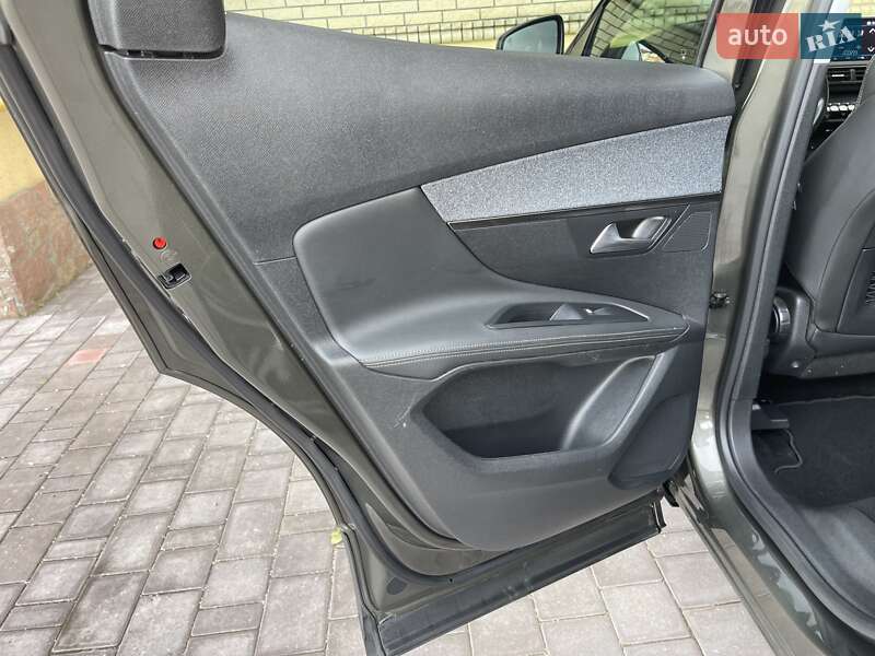 Внедорожник / Кроссовер Peugeot 3008 2020 в Тернополе