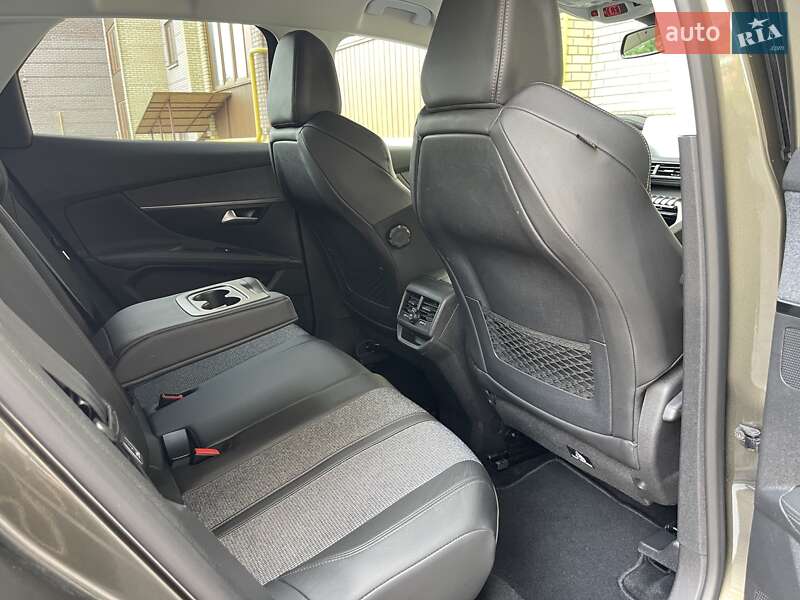 Внедорожник / Кроссовер Peugeot 3008 2020 в Тернополе