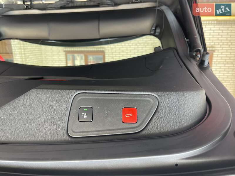 Внедорожник / Кроссовер Peugeot 3008 2020 в Тернополе