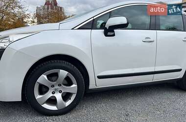 Внедорожник / Кроссовер Peugeot 3008 2011 в 