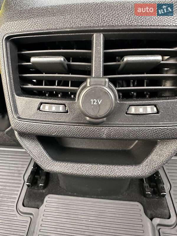 Внедорожник / Кроссовер Peugeot 3008 2017 в Киеве фото 20 Внедорожник / Кроссовер Peugeot 3008 2017 в Киеве