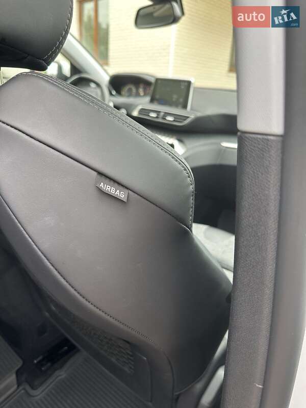 Внедорожник / Кроссовер Peugeot 3008 2017 в Киеве фото 29 Внедорожник / Кроссовер Peugeot 3008 2017 в Киеве