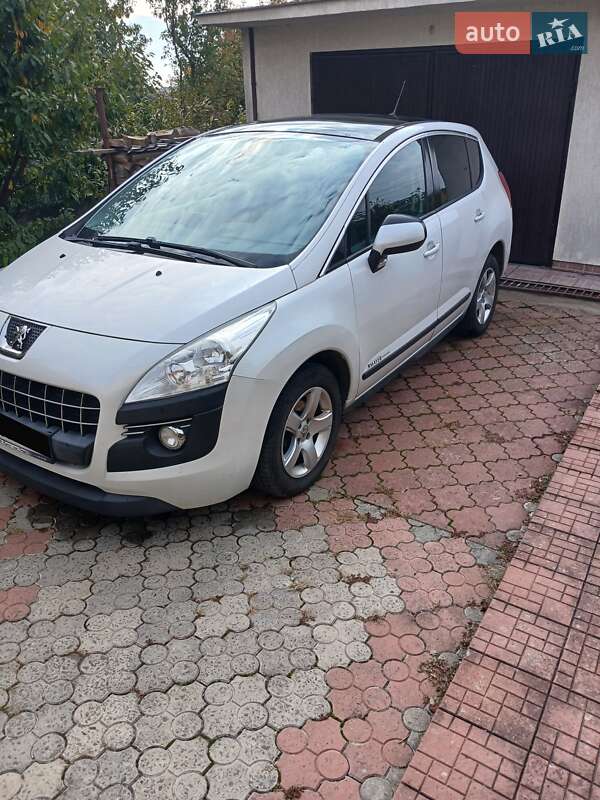 Внедорожник / Кроссовер Peugeot 3008 2012 в Ужгороде фото 2 Внедорожник / Кроссовер Peugeot 3008 2012 в Ужгороде
