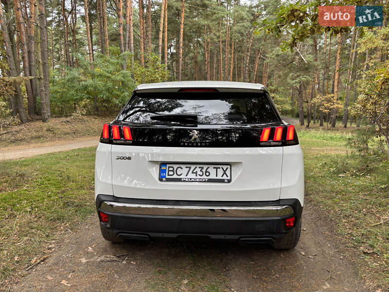 Внедорожник / Кроссовер Peugeot 3008 2019 в Новояворовске