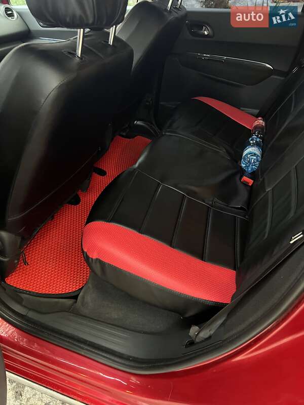 Внедорожник / Кроссовер Peugeot 3008 2010 в Джурине фото 29 Внедорожник / Кроссовер Peugeot 3008 2010 в Джурине