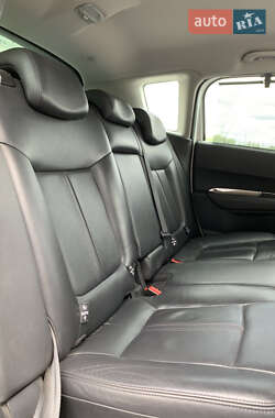 Внедорожник / Кроссовер Peugeot 3008 2011 в 