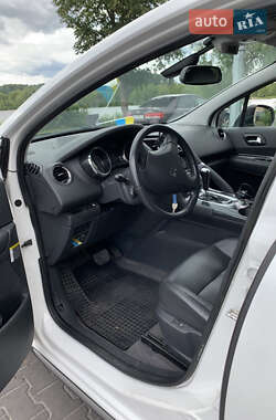 Внедорожник / Кроссовер Peugeot 3008 2011 в 